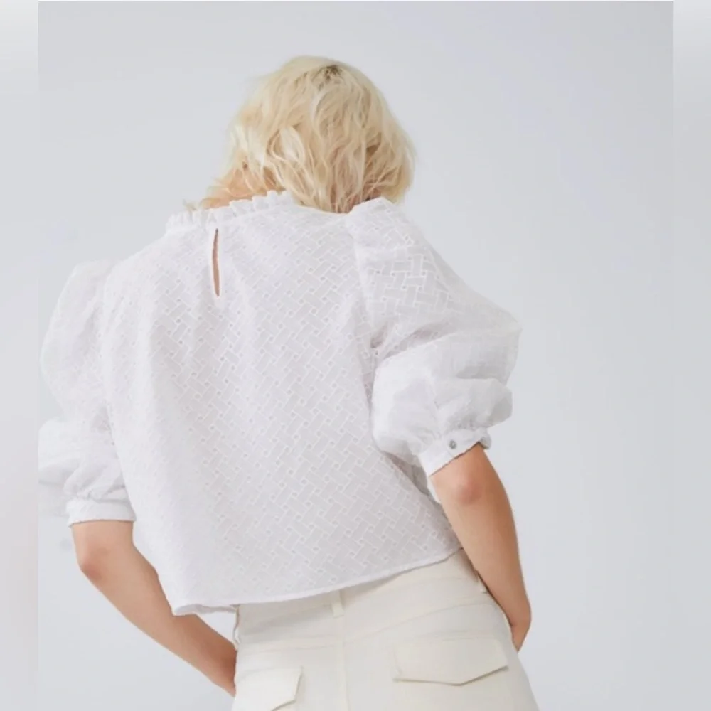 ZARA Puff Sleeve Mesh Eyelet Top - XS